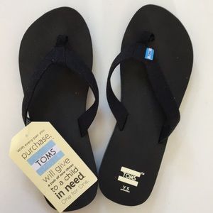 NWT Toms Flip Flops - Girls Sz 5